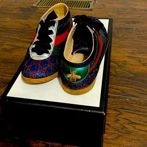 Gucci Women Sneakers